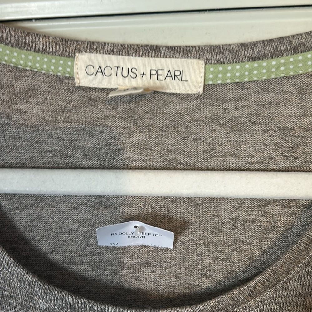 Cactus + Pearl 3/4 Sleeve Sheep‎ Shirt, size Large Brown - Picture 4 of 7